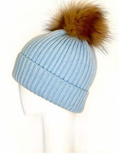 Rib Hat with Pom Pom